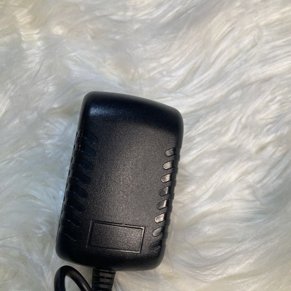 BSY BSYB050200u W Power Supply Adapter Charger Cord Output 5V 2.0A Switching - Picture 5 of 5